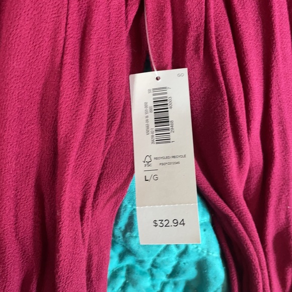 Red Old Navy Blouse Size Large - Picture 2 of 5